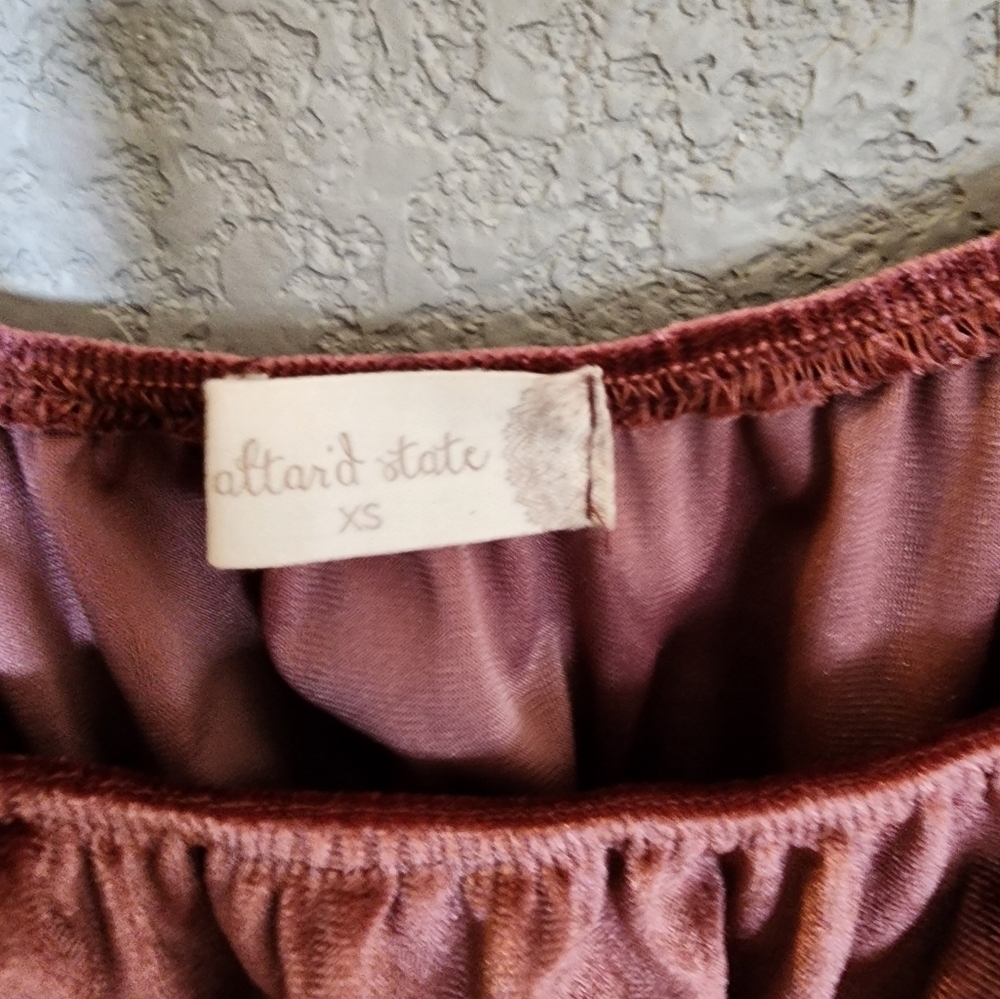 Altard State Velvet Puff Sleeve Top Off The Shoulder Cropped Size XS New - Picture 3 of 6